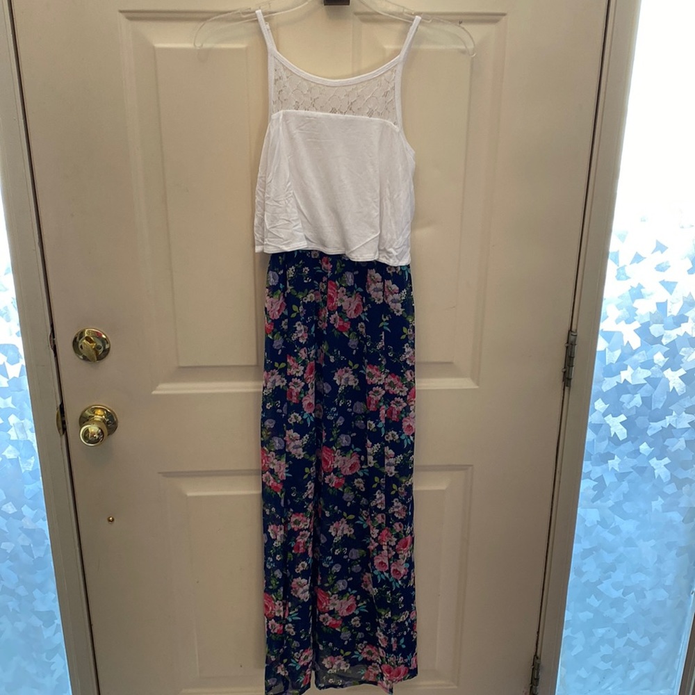 Truly Me women’s dress size 14. Great condition.